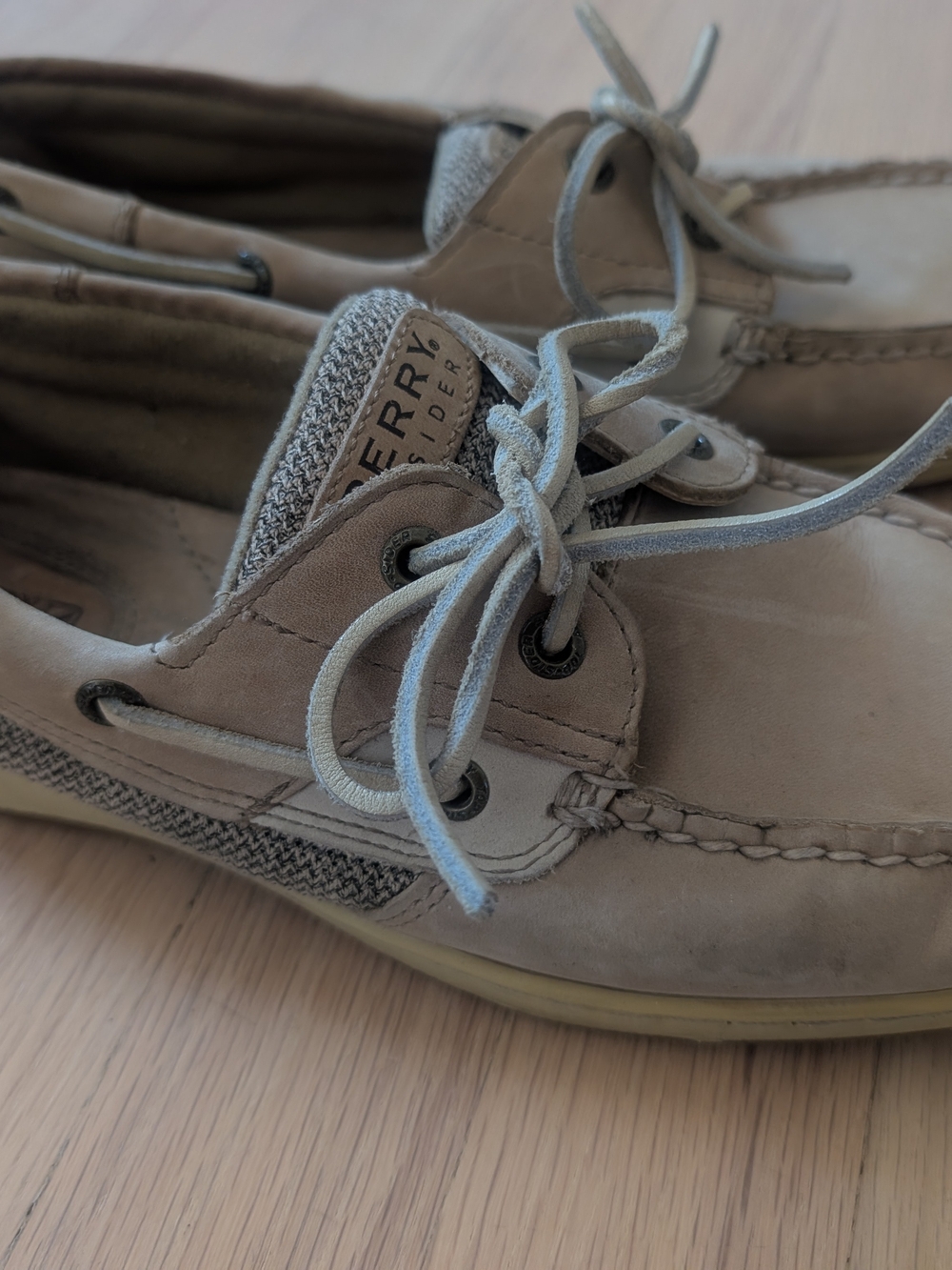Sperry Topsider - Picture 2 of 6